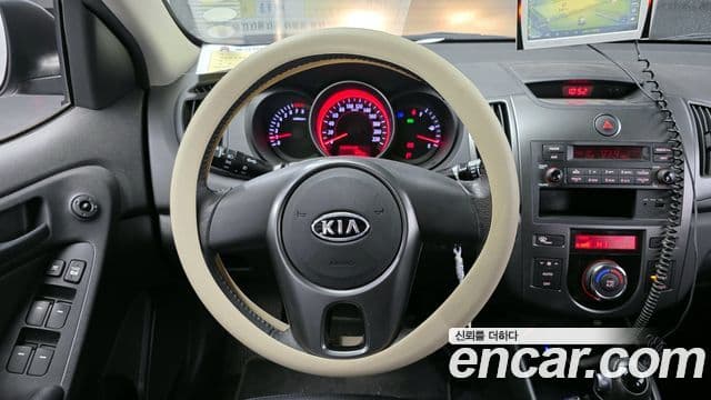 Kia Forte Eco Plus, 2011 13