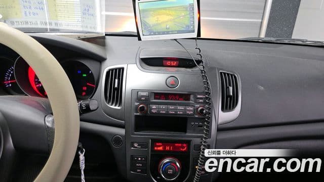 Kia Forte Eco Plus, 2011 18