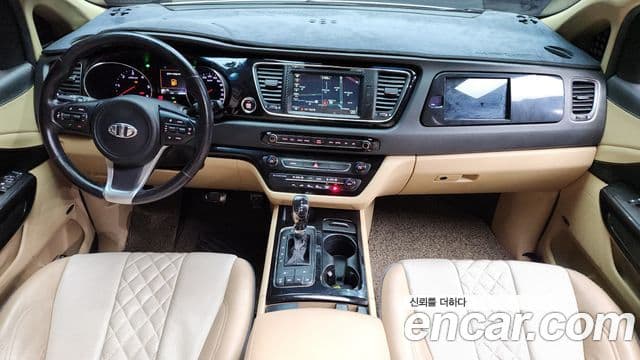Kia All New Carnival Noblesse, 2016 7