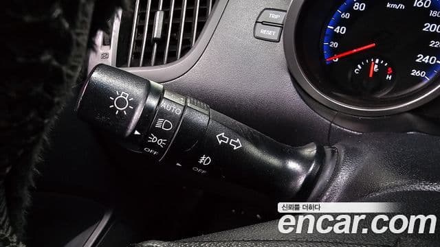 Hyundai Genesis купе 200 турбо R, 2009 16