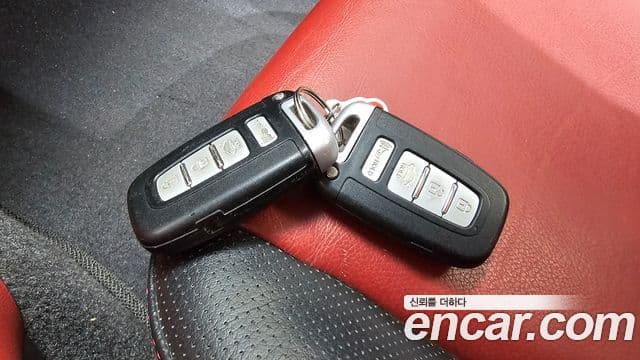 Hyundai Genesis купе 200 турбо R, 2009 19