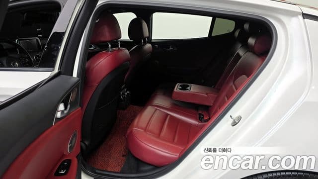 Kia 스팅어 GT, 2018 20