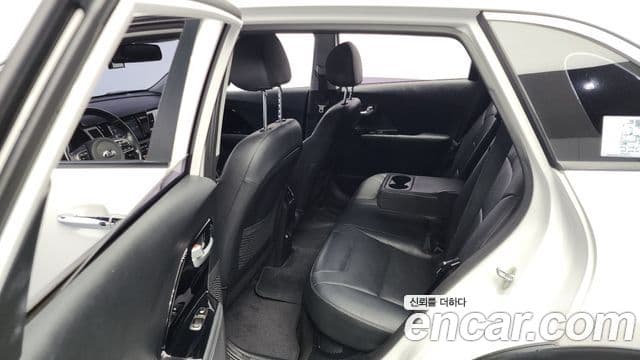 Kia Niro Noblesse, 2019 12