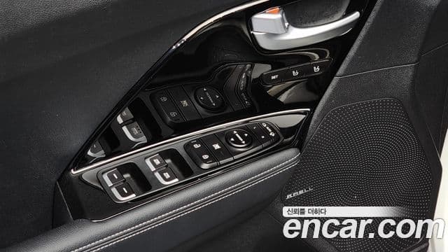 Kia Niro Noblesse, 2019 13