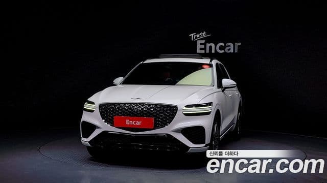 Genesis GV70, 2022 3