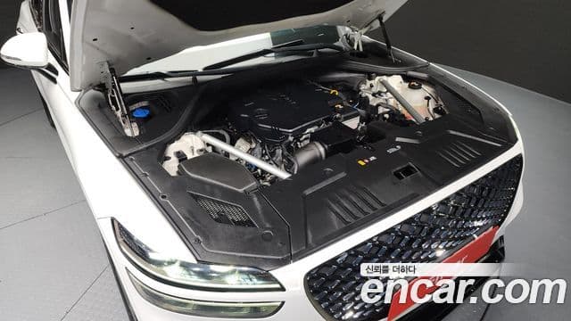 Genesis GV70, 2022 6