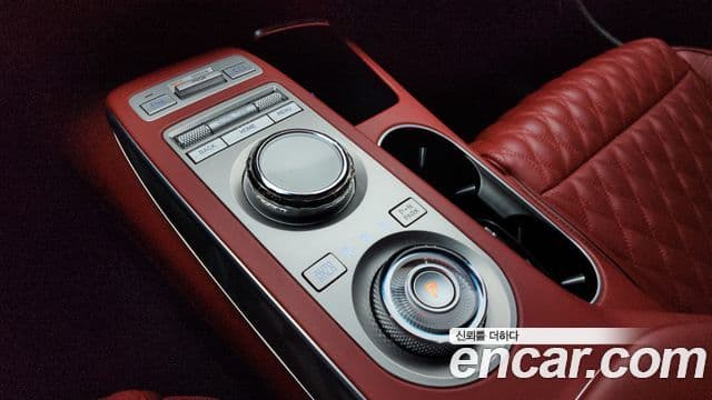 Genesis GV70, 2022 9