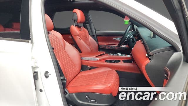 Genesis GV70, 2022 11