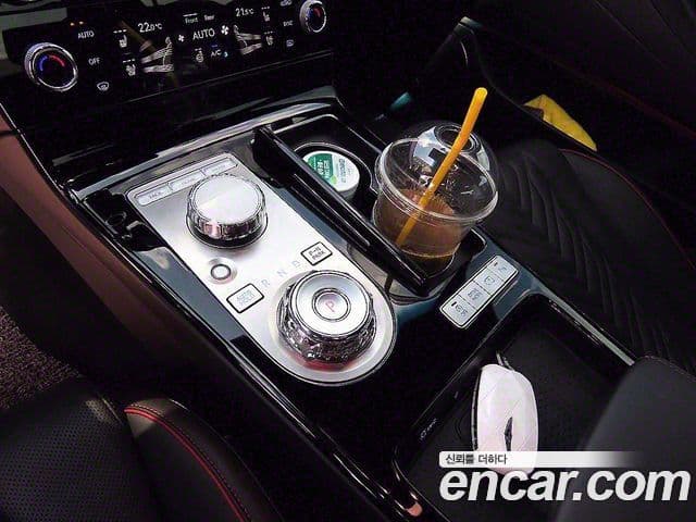 Genesis G80 (RG3) бензин 2.5 турбо AWD, 2025 11