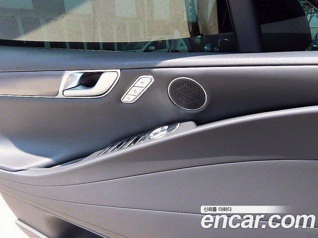 Genesis G80 (RG3) бензин 2.5 турбо AWD, 2025 12