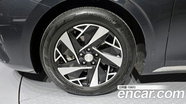 Hyundai The / новый New Grandeur IG гибрид Le Blanc, 2022 все фото