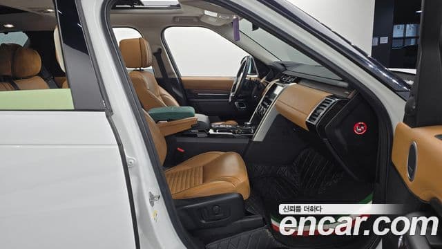 Land Rover Discovery 5 Luxury, 2018 11