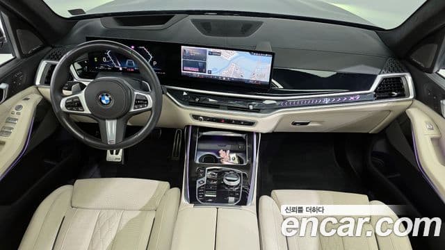 BMW X7 (G07) xDrive 40i M Sport 6인승, 2024 7
