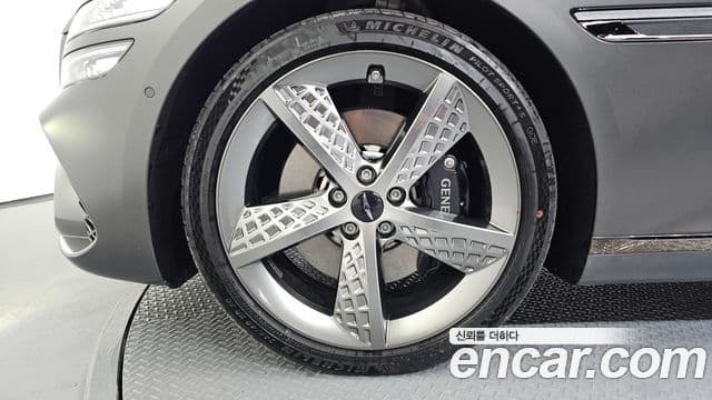 Genesis G80 (RG3) бензин 3.5 турбо AWD, 2025 все фото