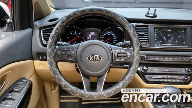 Kia The / новый New Carnival VIP, 2019 13