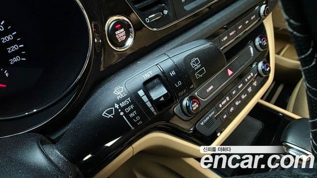 Kia The / новый New Carnival VIP, 2019 17