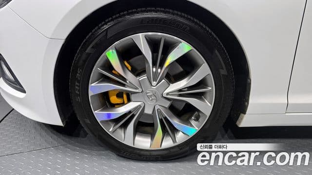 Hyundai LF Sonata 2.0 Smart, 2016 все фото