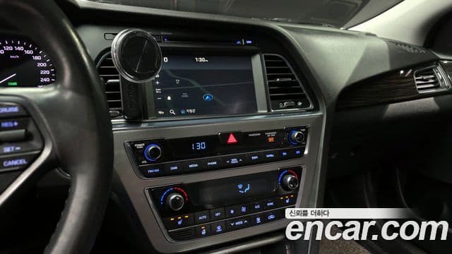 Hyundai LF Sonata 2.0 Smart, 2016 14