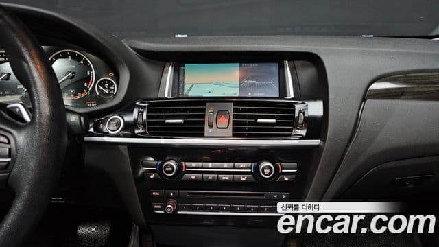 BMW X4 (F26), 2016 14