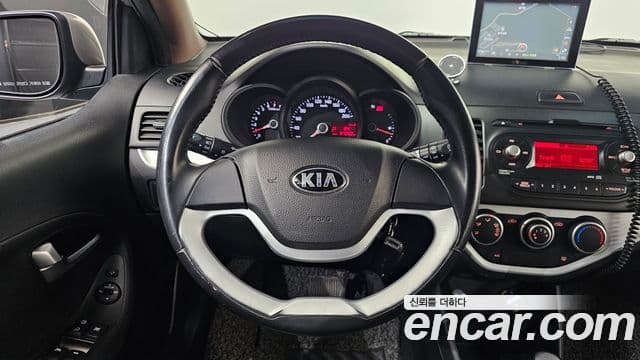 Kia All New Morning Deluxe Trendy, 2014 13