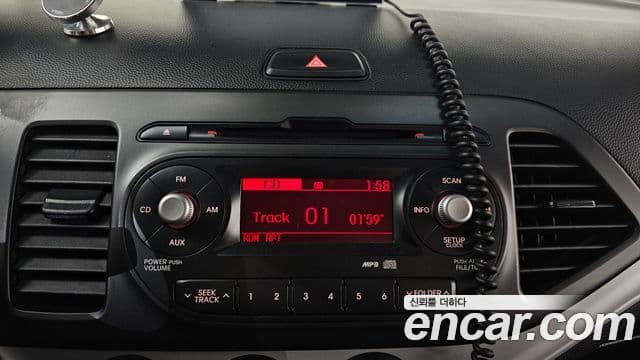 Kia All New Morning Deluxe Trendy, 2014 16