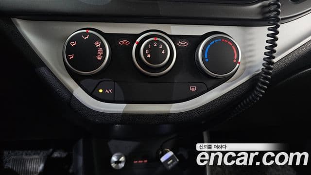 Kia All New Morning Deluxe Trendy, 2014 17