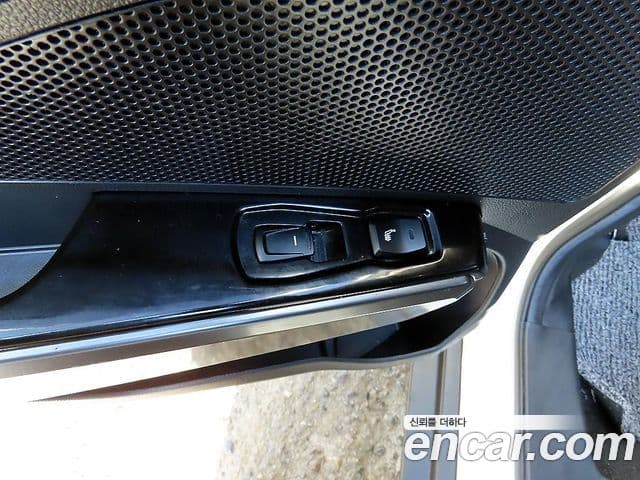 KG모빌리티(SsangYong) The / новый New Tivoli V3, 2024 17