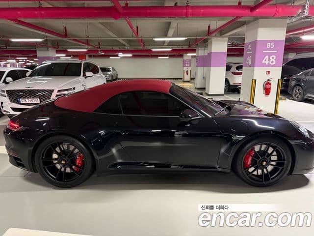 Porsche 911 (992) Carrera 4 GTS кабриолет, 2023 4