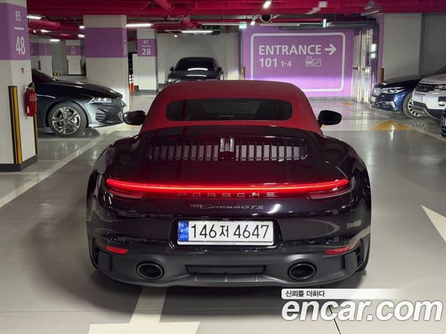 Porsche 911 (992) Carrera 4 GTS кабриолет, 2023 6