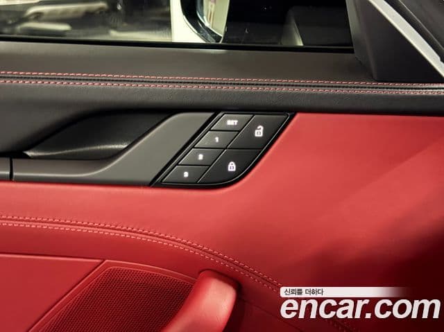 Porsche 911 (992) Carrera 4 GTS кабриолет, 2023 13