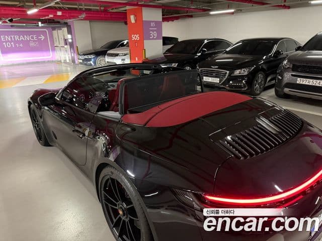 Porsche 911 (992) Carrera 4 GTS кабриолет, 2023 15