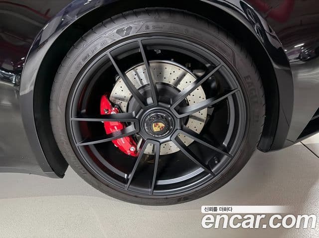 Porsche 911 (992) Carrera 4 GTS кабриолет, 2023 16