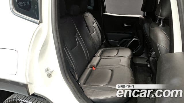 Jeep Renegade 2.4 Limited, 2019 12