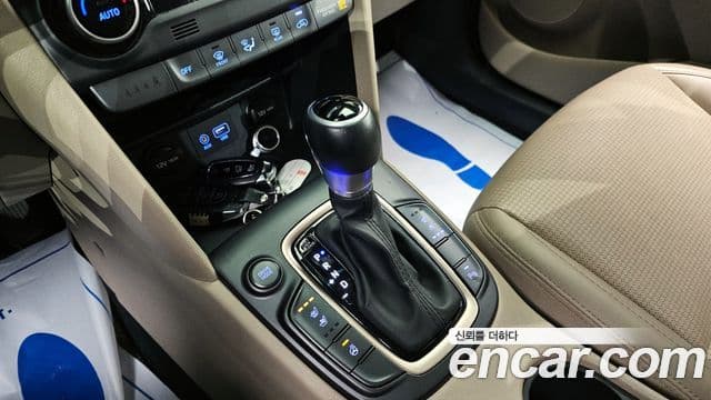 Hyundai Kona Modern Art, 2018 9