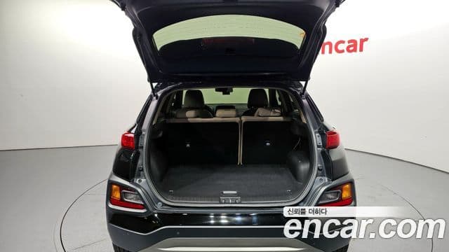 Hyundai Kona Modern Art, 2018 20