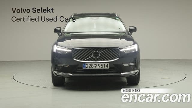 Volvo XC60 2세대 B5 Ultra Bright, 2026 3