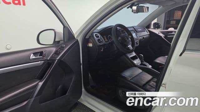 Volkswagen New Tiguan 5N, 2014 10