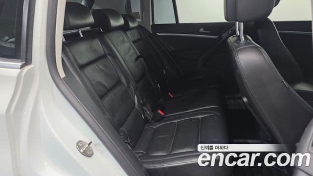 Volkswagen New Tiguan 5N, 2014 12