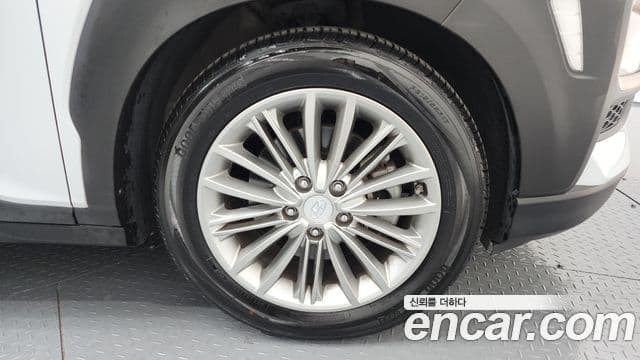 Hyundai Kona Smart, 2018 все фото