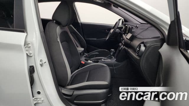 Hyundai Kona Smart, 2018 11