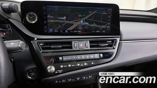 Lexus ES300h 7세대 Executive, 2026 14