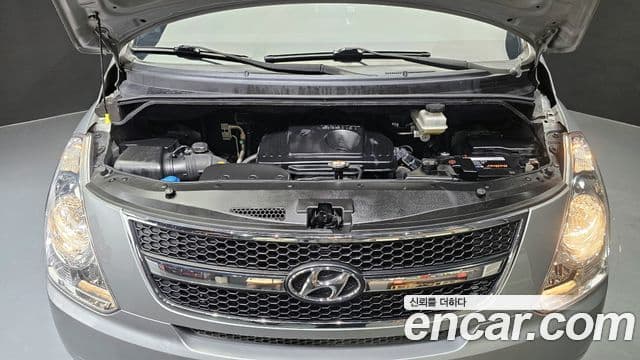 Hyundai Grand Starex CVX Premium, 2016 6