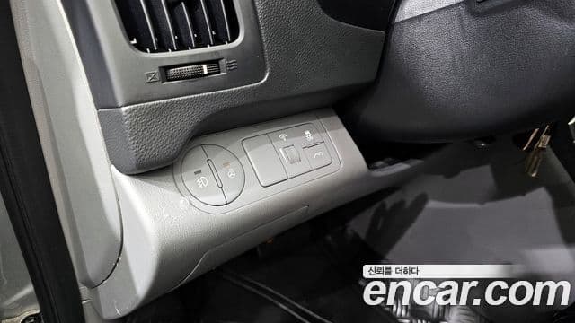 Hyundai Grand Starex CVX Premium, 2016 15