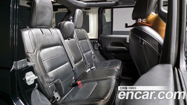 Jeep Wrangler (JL) 2.0 Overland Power top 4도어, 2020 12