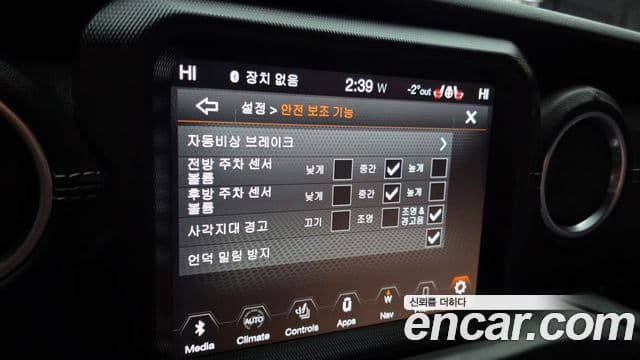 Jeep Wrangler (JL) 2.0 Overland Power top 4도어, 2020 17