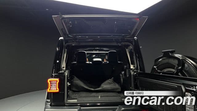 Jeep Wrangler (JL) 2.0 Overland Power top 4도어, 2020 20