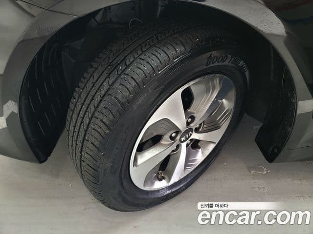 Kia K5 гибрид Luxury, 2015 все фото