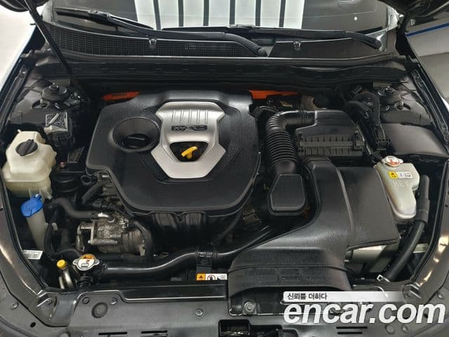 Kia K5 гибрид Luxury, 2015 6