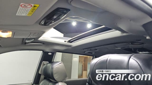 Kia Carnival R Premium, 2013 19