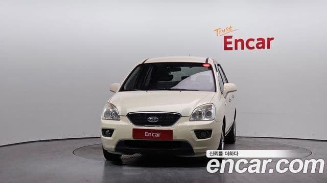 Kia 뉴카렌스 топовая версия, 2013 3